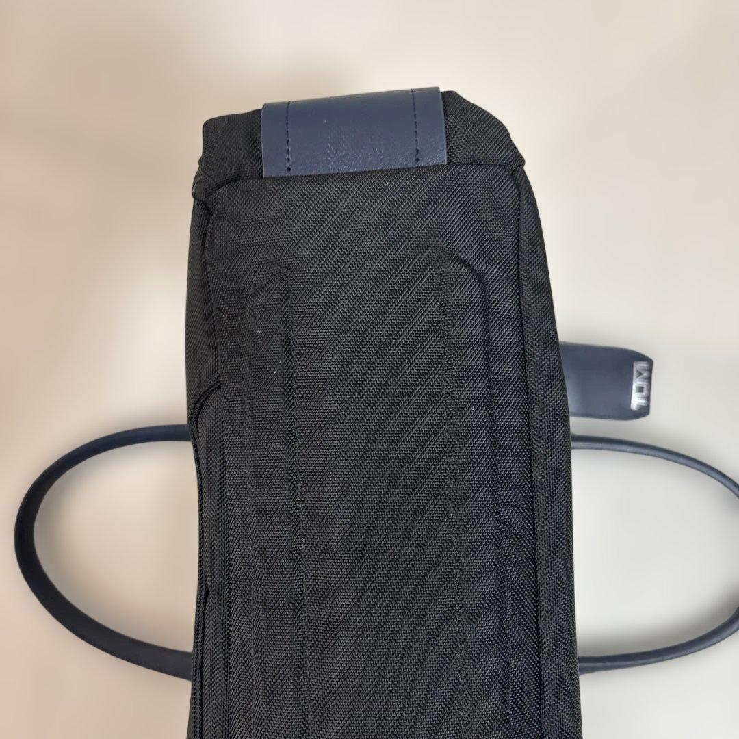 美品 TUMI ジャービス イーストウエスト トートバッグ A4可 ブラック
