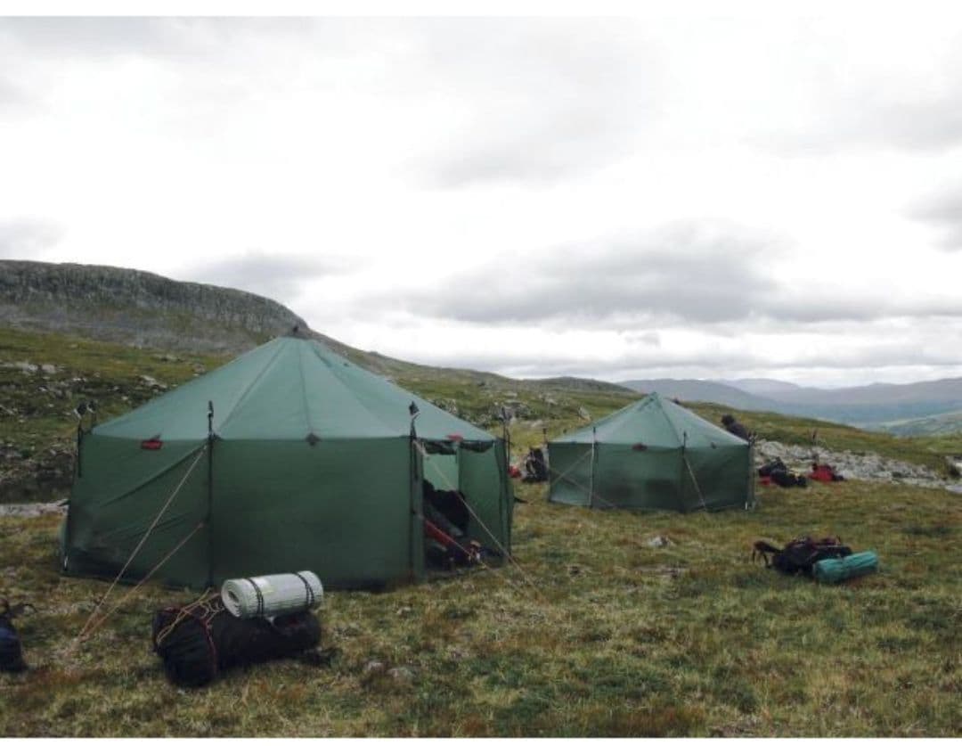 USED　訳有価格　HILLEBERG アルタイサンド　XP