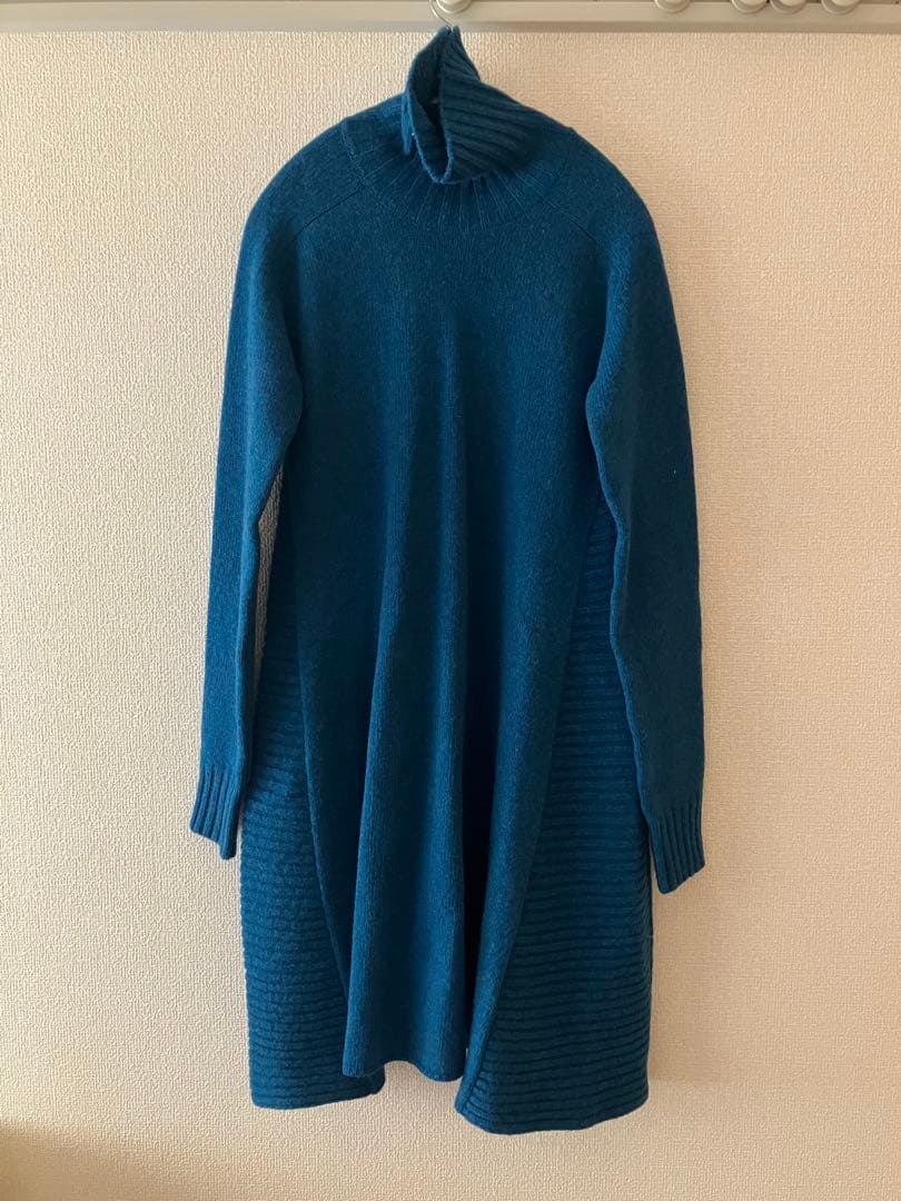 新品•タグ付き！バレンシアガ ニットワンピース
