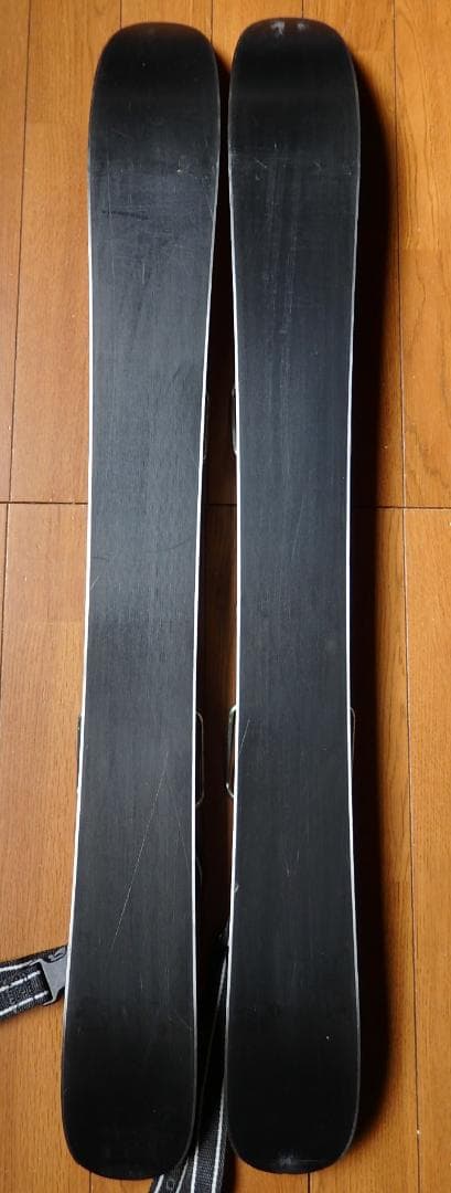SALOMON,GENFACTORY　板90ｃｍ、ブーツ約25.0～25.5ｃｍ