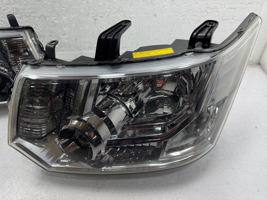 デリカ　D：5　CV5W　ヘッドライト　左右　レベ付　コイト　100-87918
