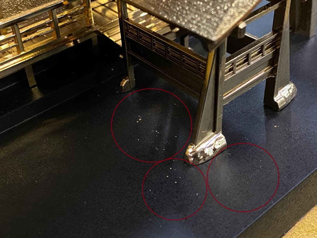 金閣寺の置物（ガラスケース付き）