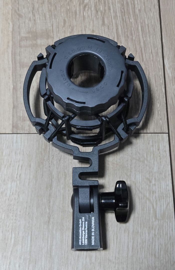 AKG C214 コンデンサーマイク【動作確認済】