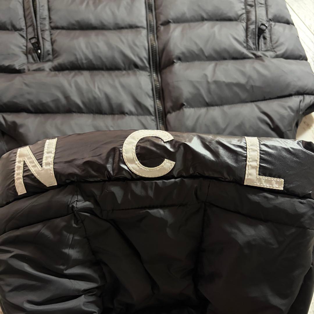 MONCLER モンクレール モントルイユ ジレ フード ダウン ベスト 2