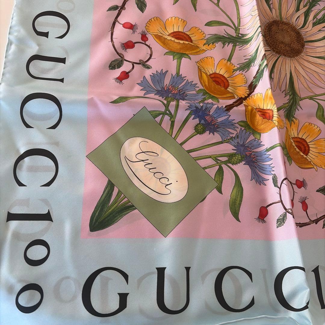 GUCCI大判スカーフ　ひまわり花柄新品未使用カバーなどにも
