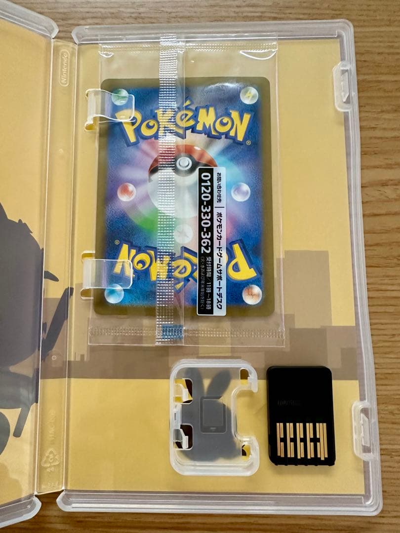 Nintendo switch ソフト　帰ってきた名探偵ピカチュウ　カード付き