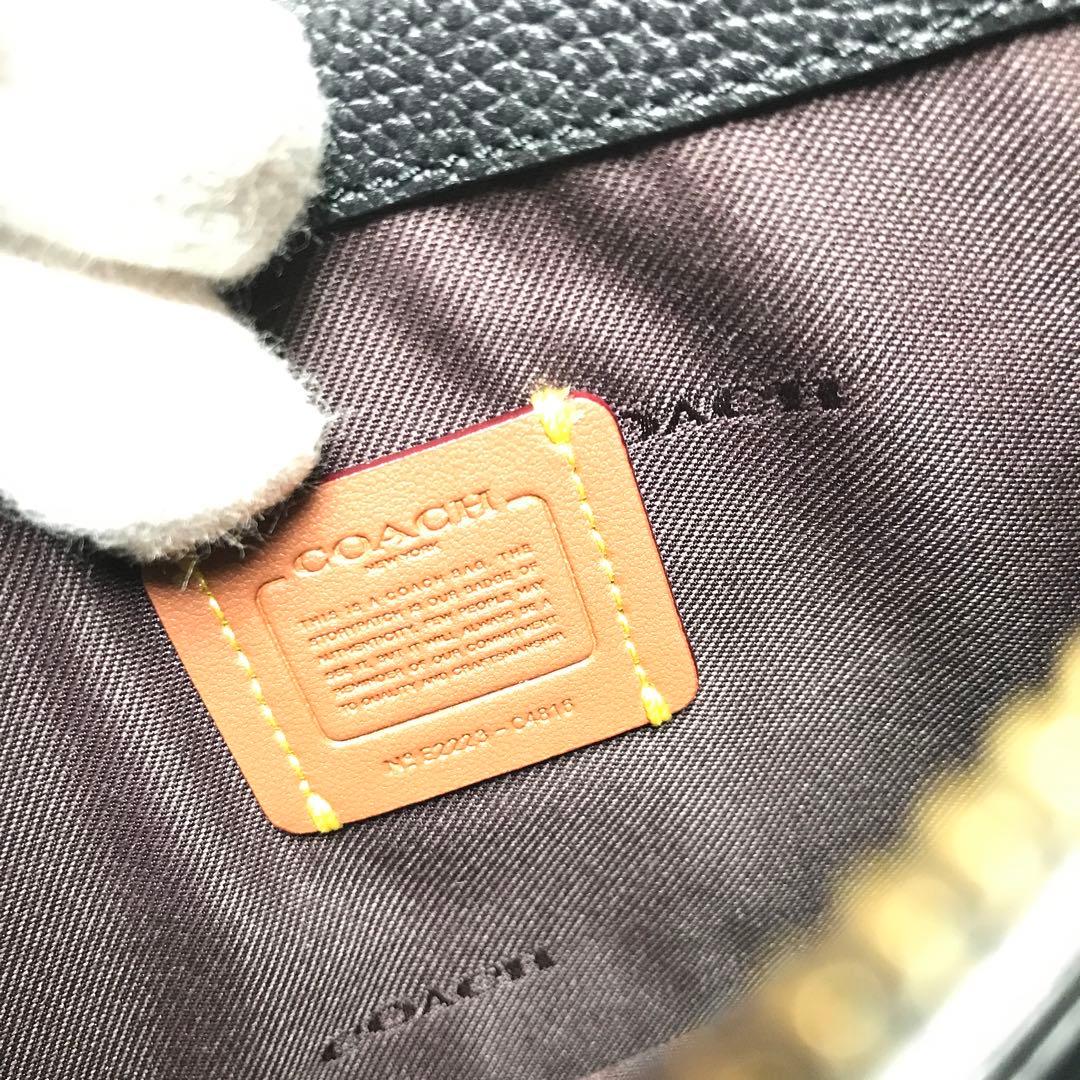 COACH ノアポップアップ メッセンジャーバッグ