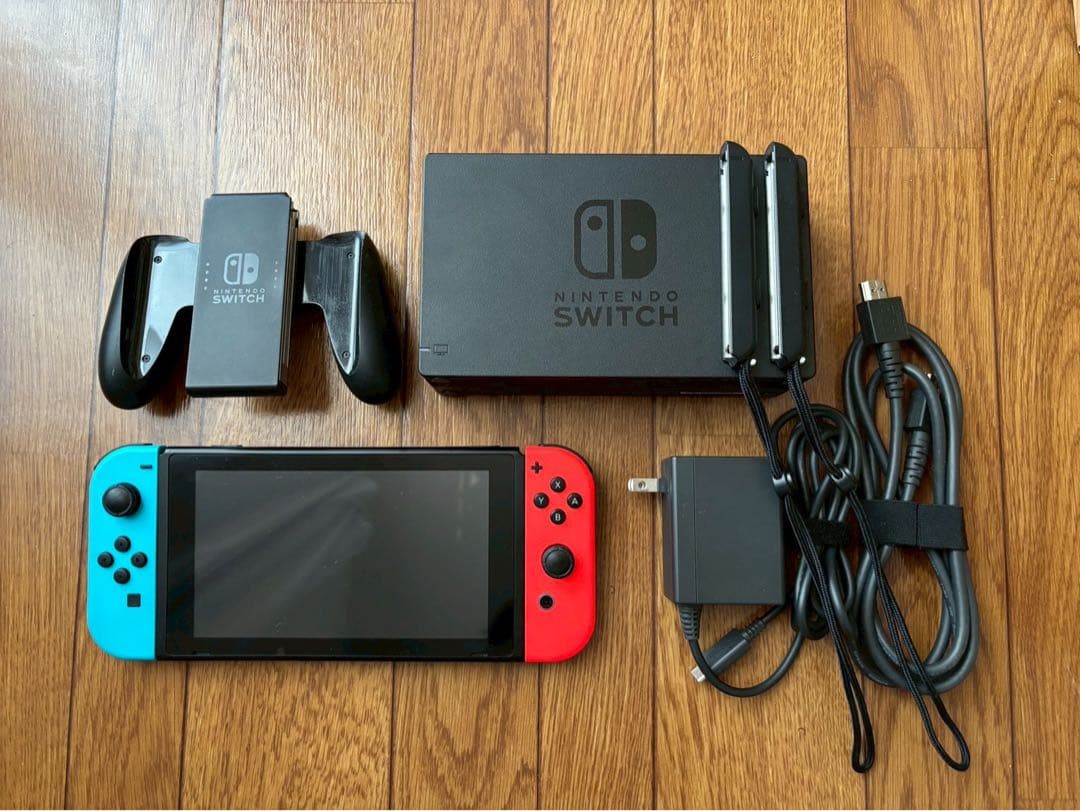 Nintendo Switch バッテリー強化版 本体Joy-Con一部不良