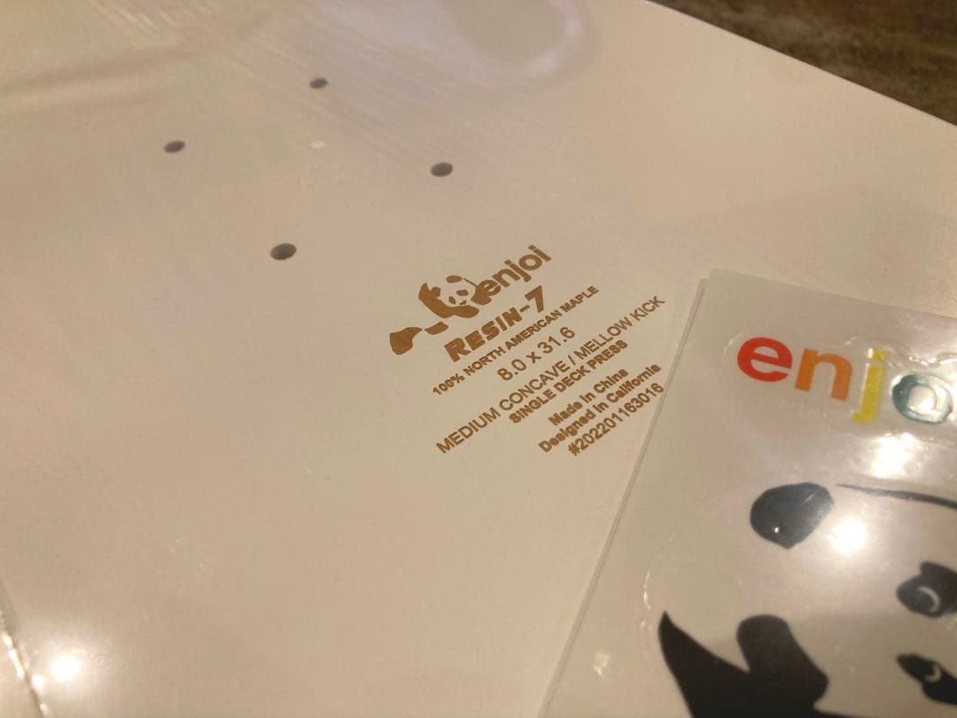 【廃盤/未使用】ENJOI skateboard 8.0 スケボーデッキ