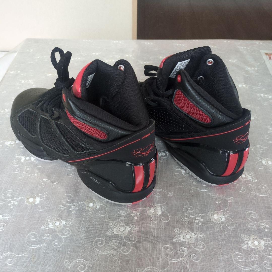 アディダス　デリック・ローズ　ADIZERO ROSE1.5 Rode