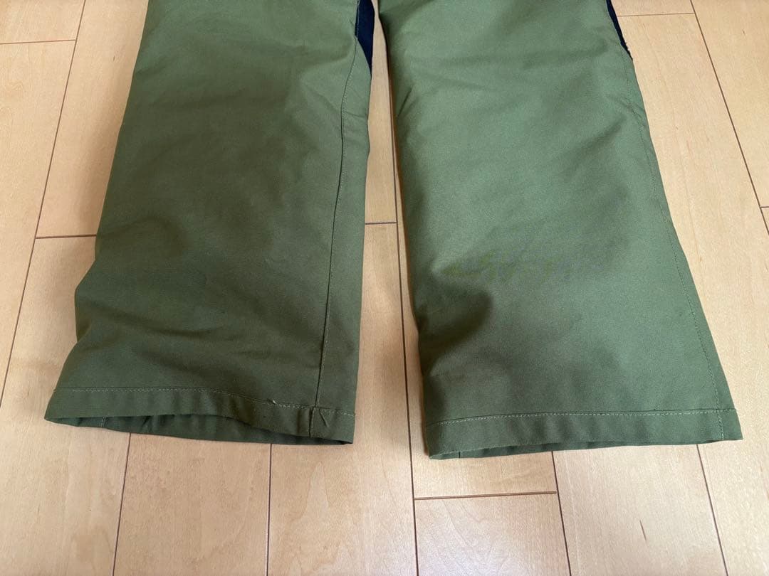 スノーボードウェア(子供用) キッズ　ジュニア　上下130セット　ビブパンツ