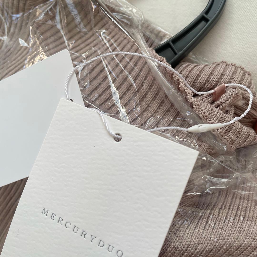新品タグ付き MERCURYDUO♡レイヤード花柄ニットドッキングワンピース♡S