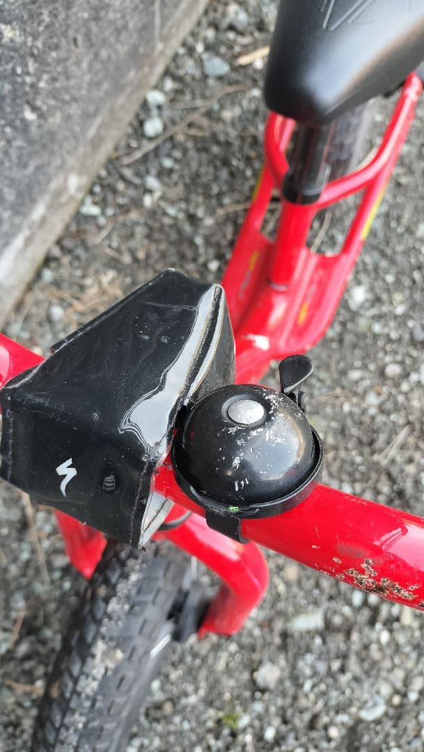 Specialized 12インチ ストライダー 自転車