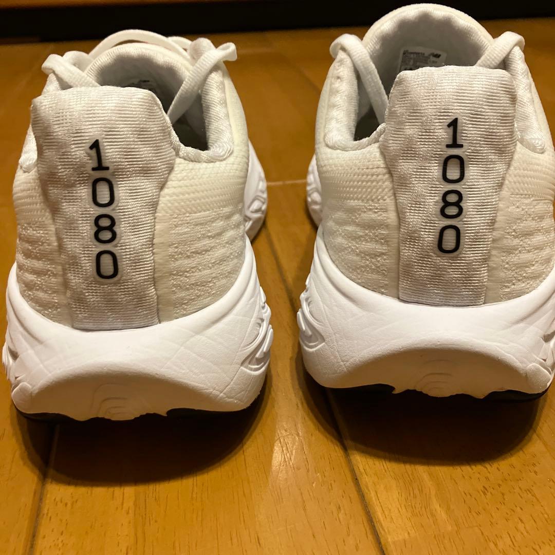 New Balance 1080 V14ホワイト 25.5