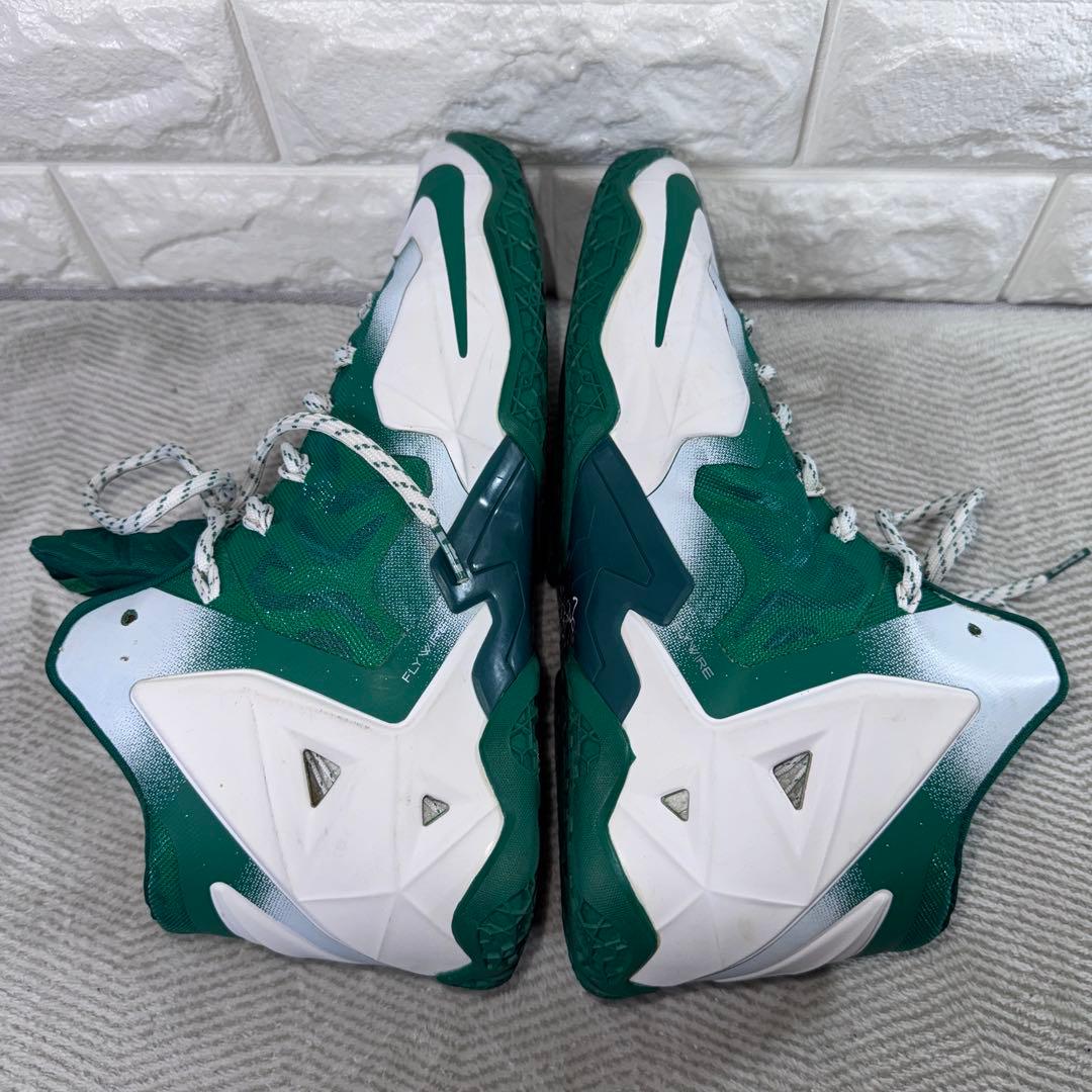 シューズ(男性用) Nike LeBron 11