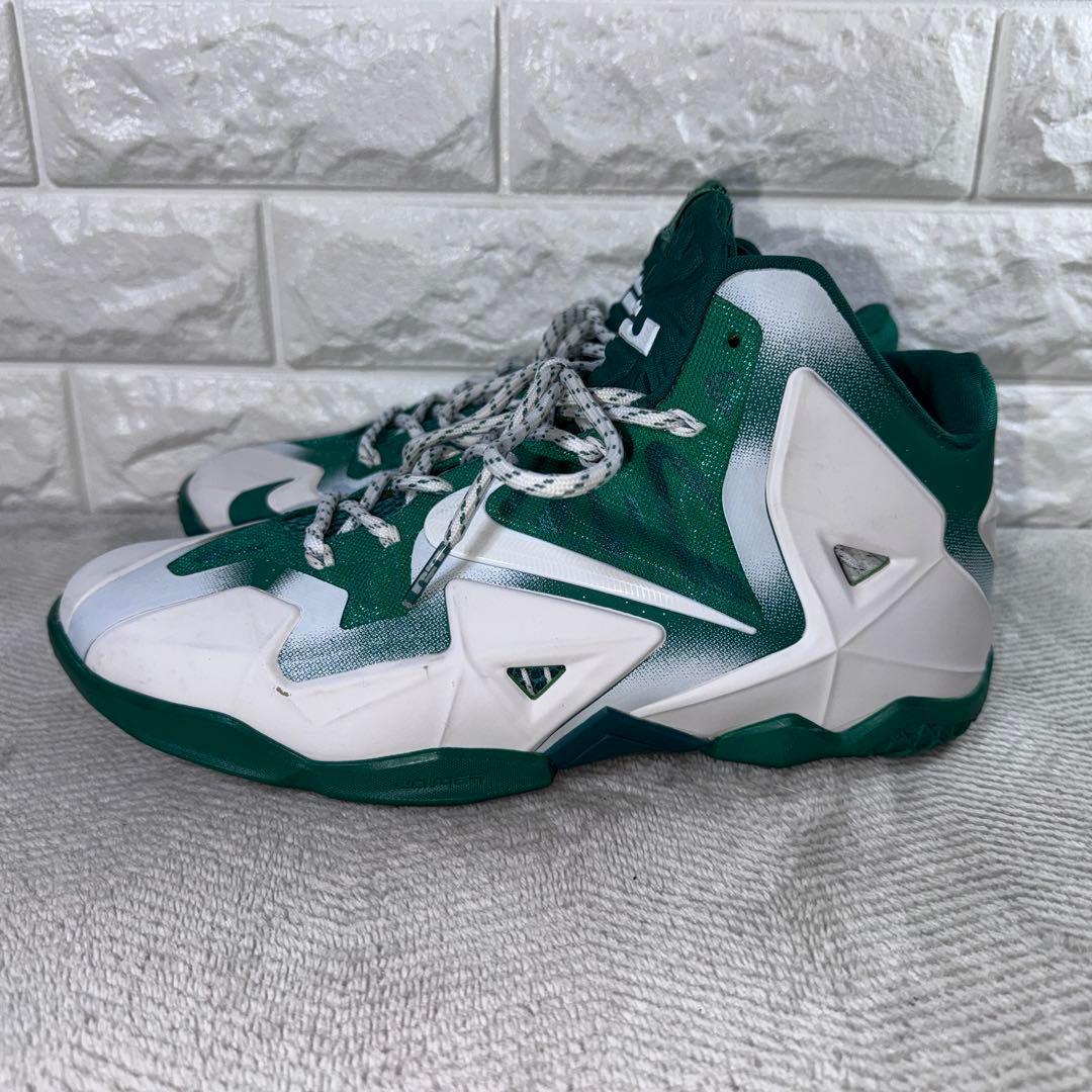 シューズ(男性用) Nike LeBron 11