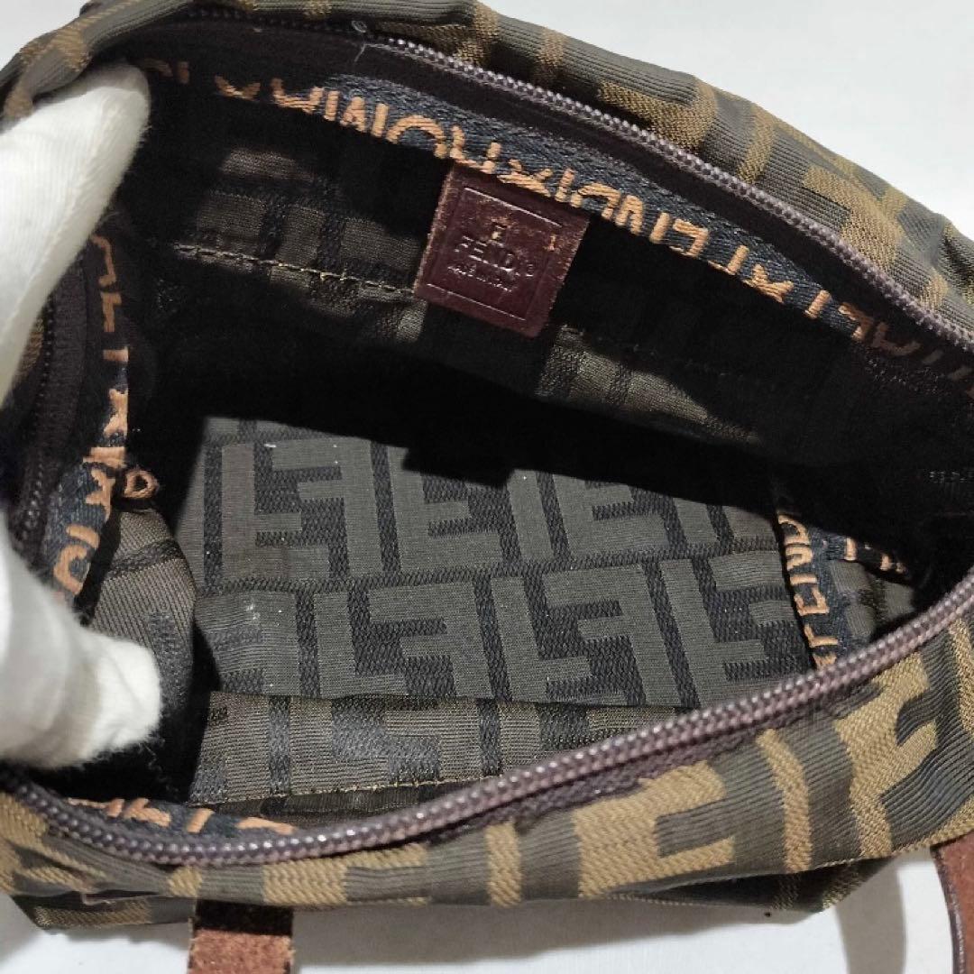 FENDI フェンディ ズッカ柄 ミニハンド ハンドバッグ