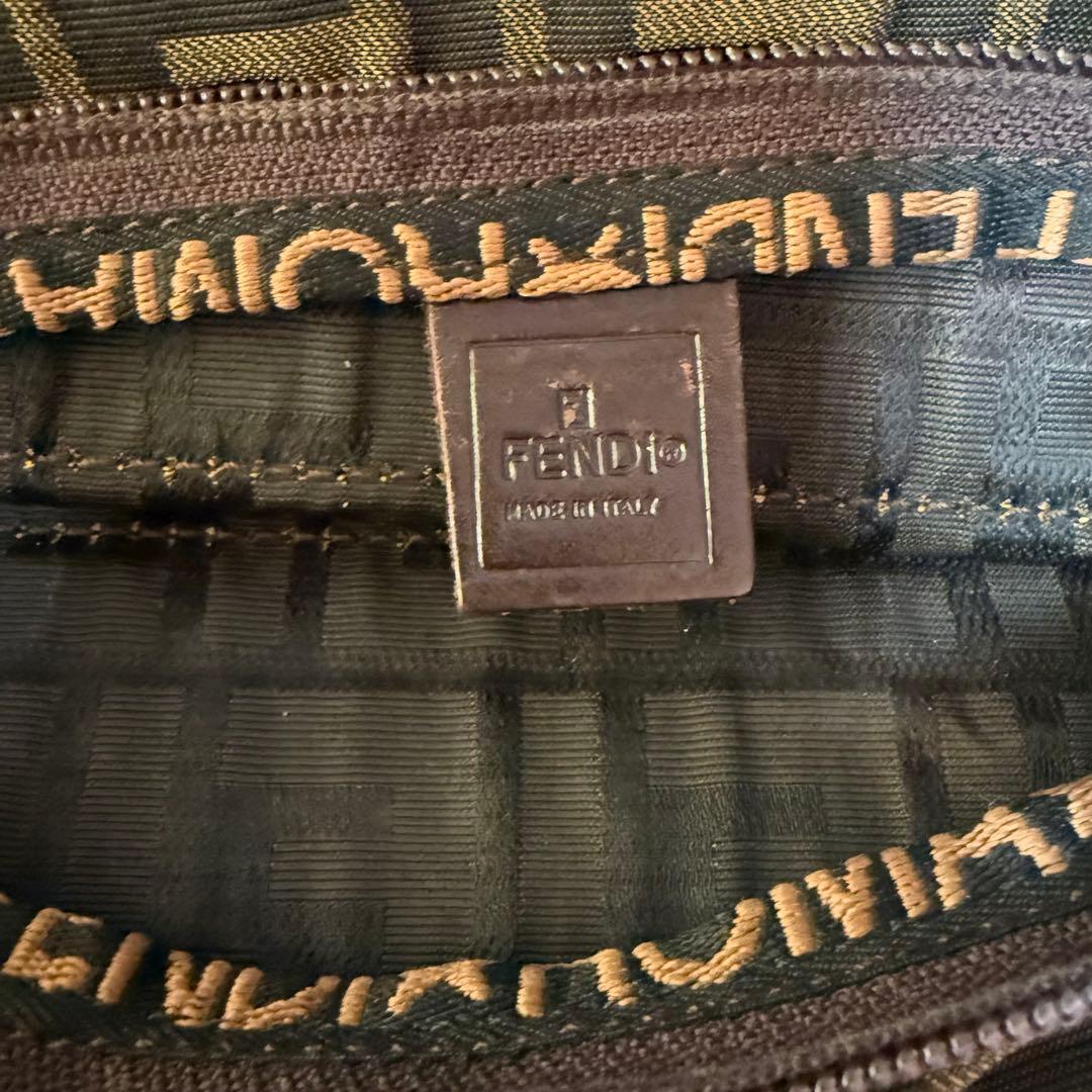 FENDI フェンディ ズッカ柄 ミニハンド ハンドバッグ