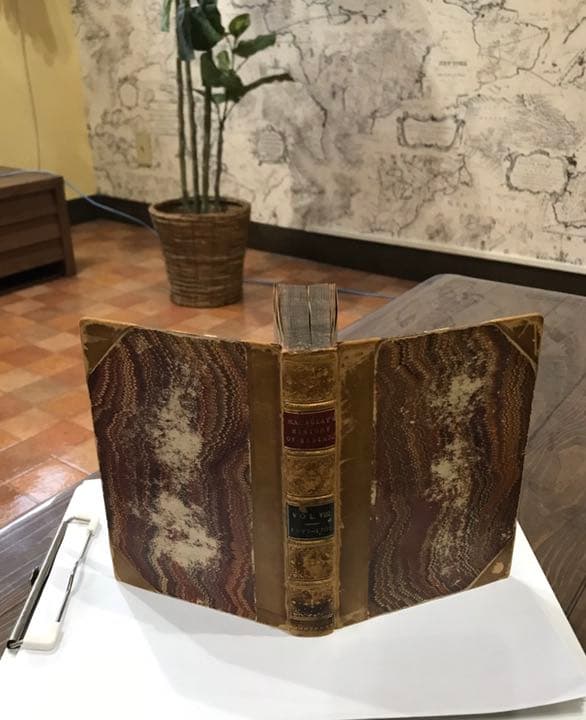 イギリス　アンティーク洋書•革製1697年〜1702年‼️