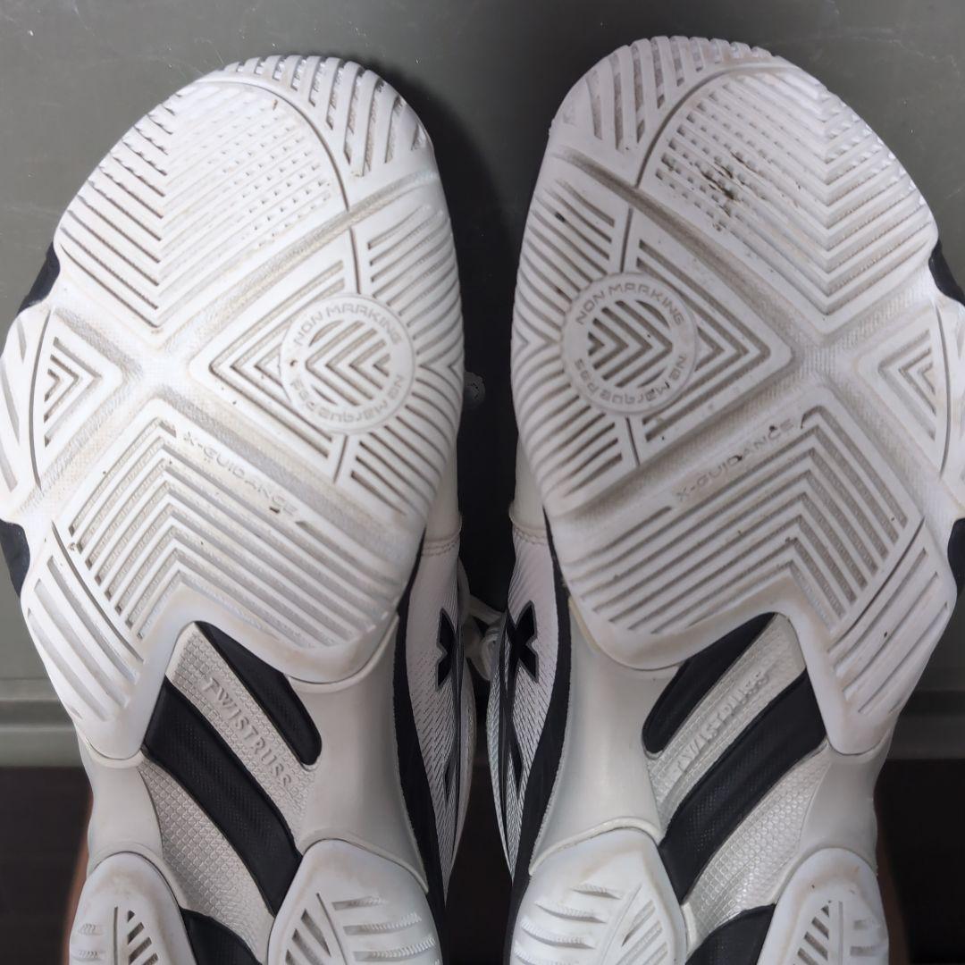 シューズ ASICS NETBURNER BALLISTIC FF 23.5