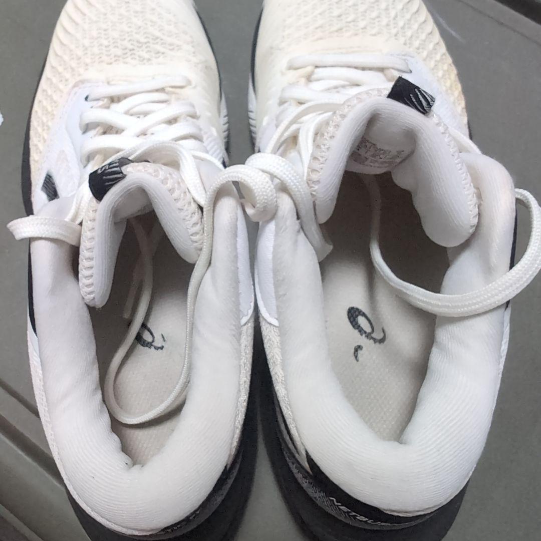 シューズ ASICS NETBURNER BALLISTIC FF 23.5