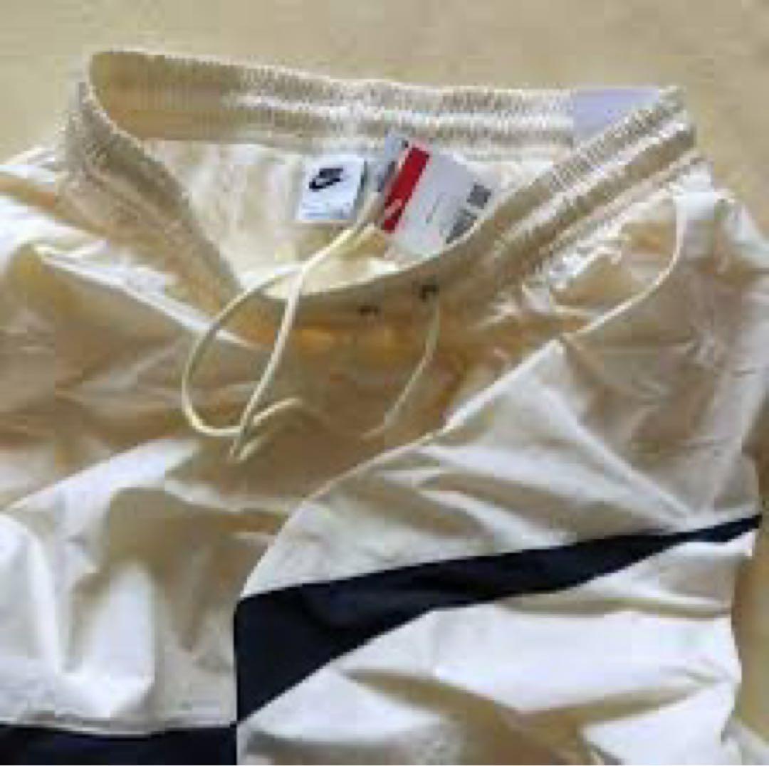 新品未使用　NIKE ビッグスウッシュ ウーブンパンツ　Mサイズ