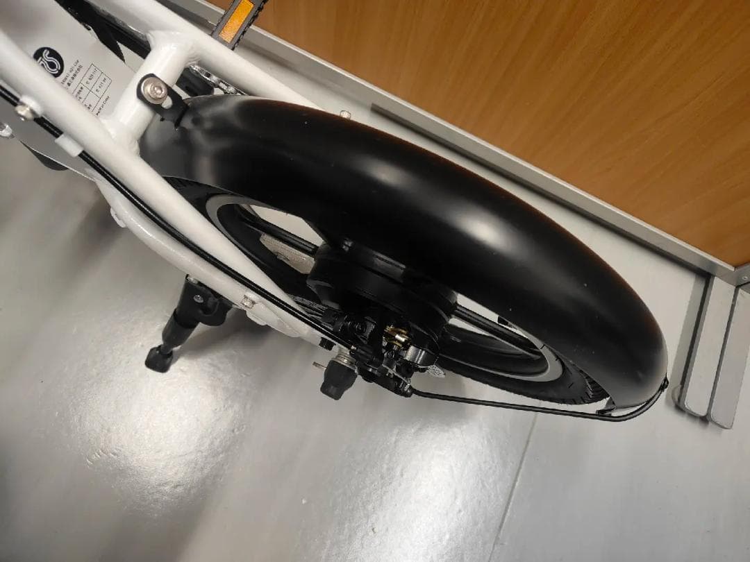 【在庫残りわずか！】電動アシスト自転車ERWAYA01 Liteホワイト