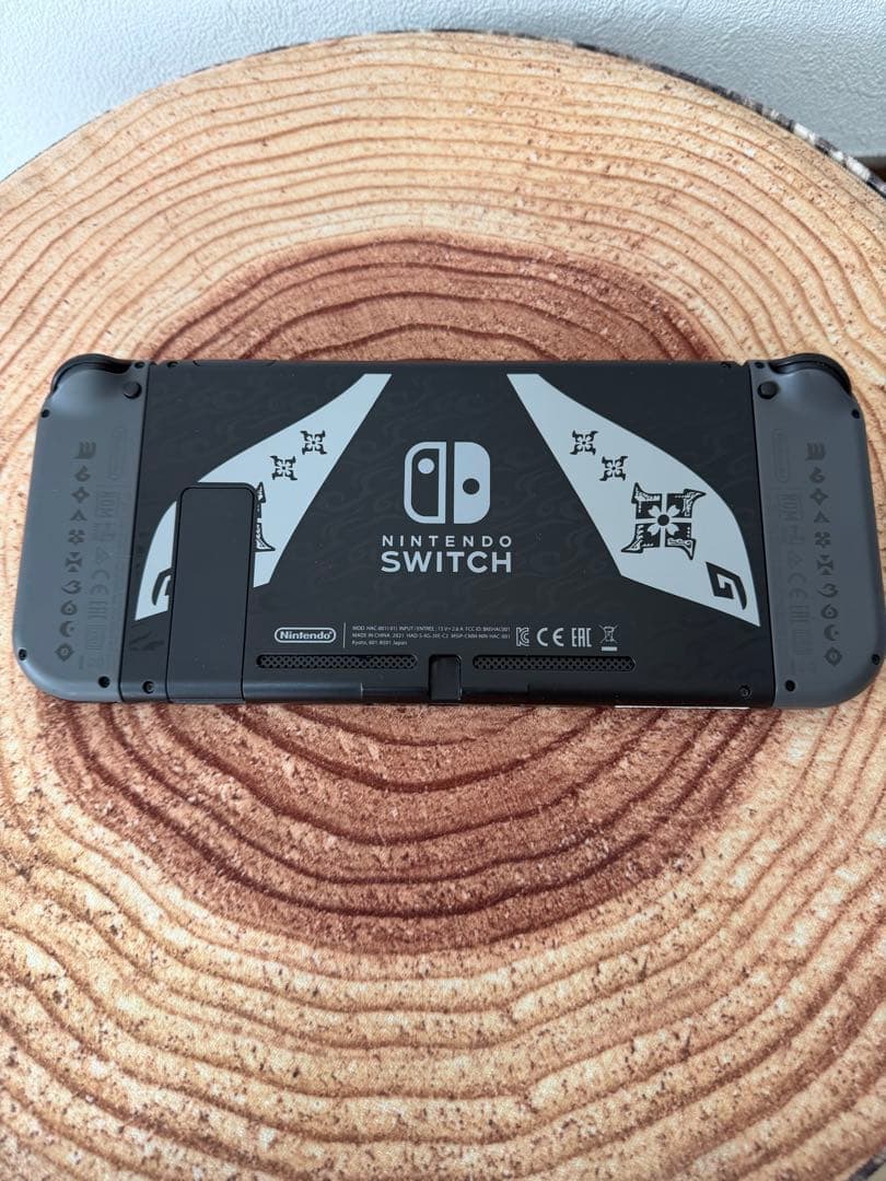 Nintendo Switch ニンテンドースイッチ本体モンハンモデル箱無し