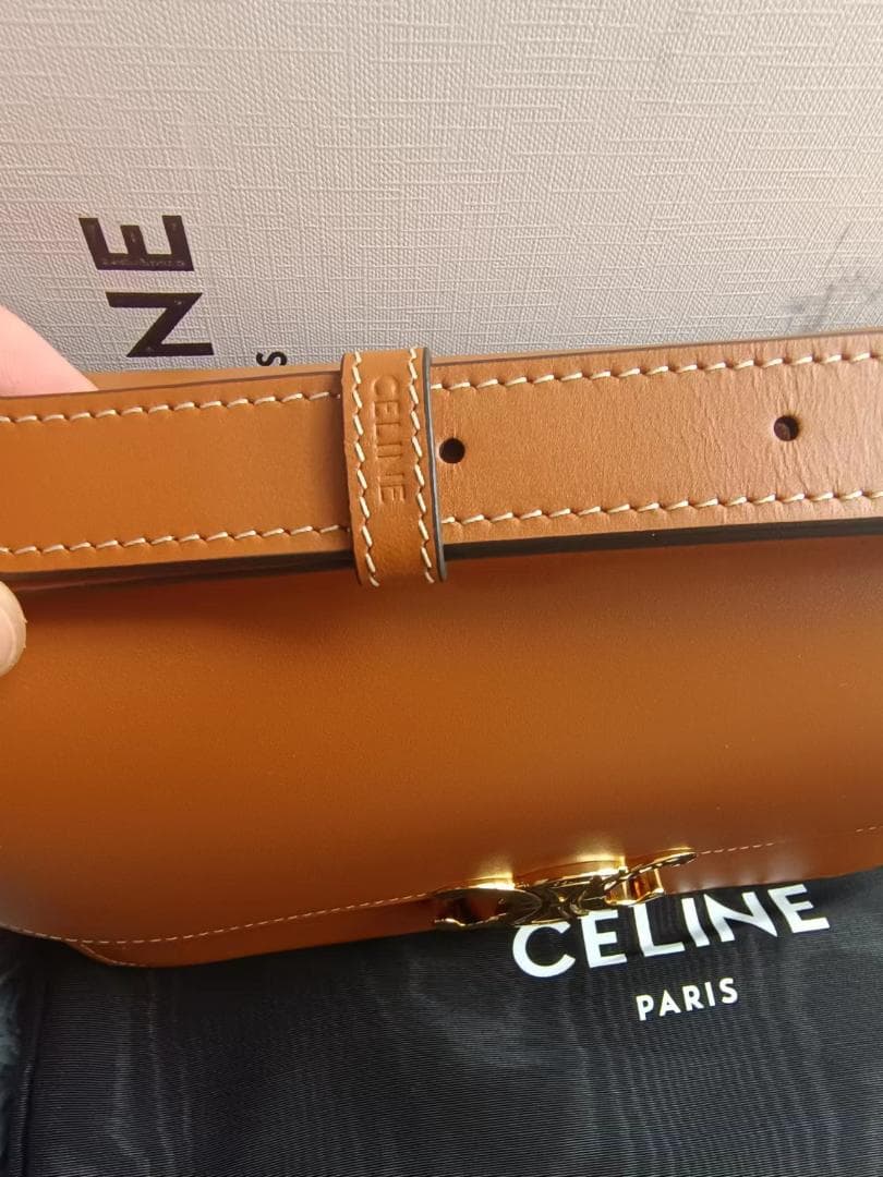 超美品 ブラウンレザー ショルダーバッグ