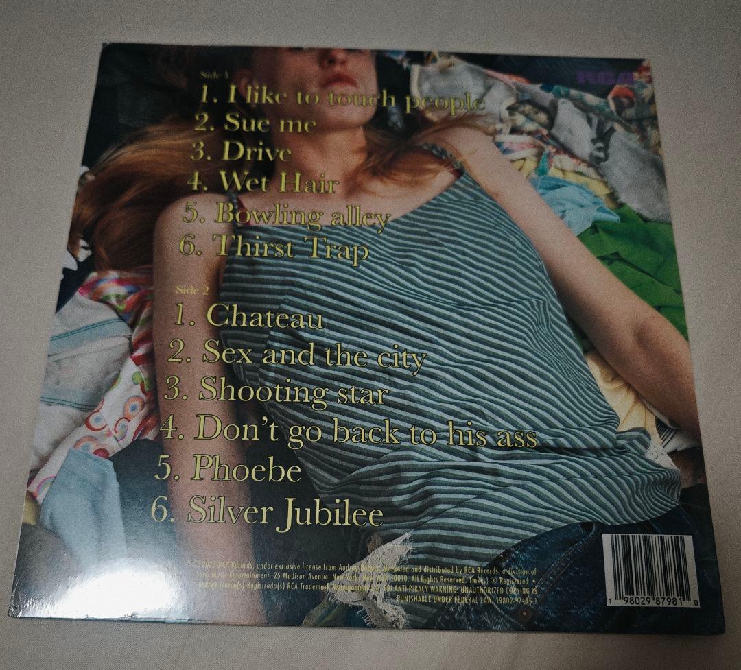 AUDREY HOBERT–Who’s The Clown?UO限定1000枚