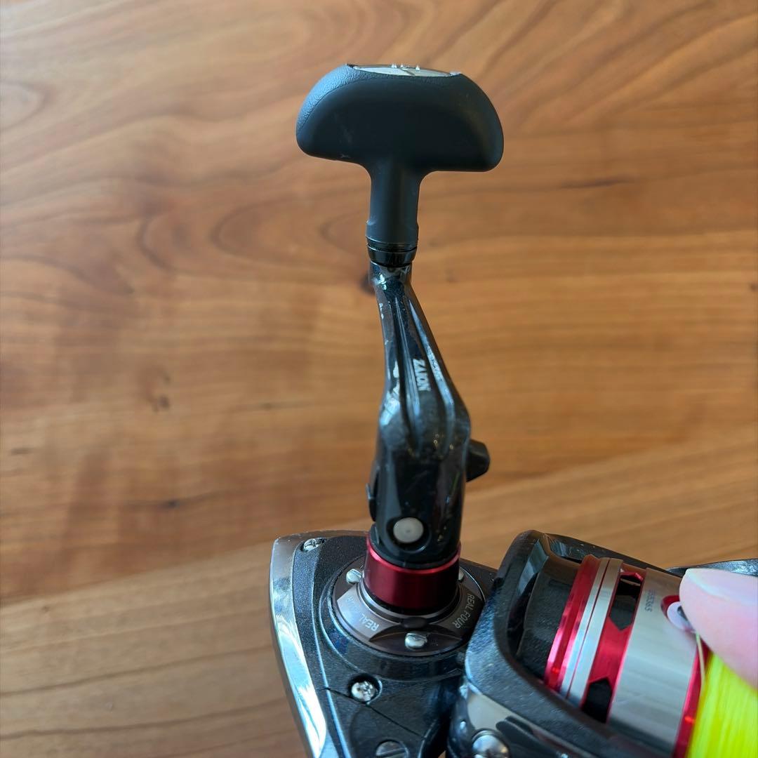 DAIWA スピニングリール １０プレイソ　２５００ＬＢ