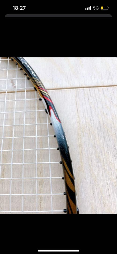中古品　YONEX VOLTRIC80バドミントンラケット