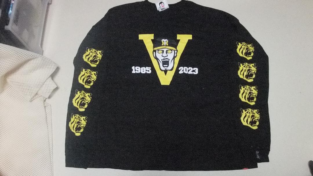 パンクドランカーズ XL 阪神タイガース 未使用 Tシャツ 長袖 日本一 優勝