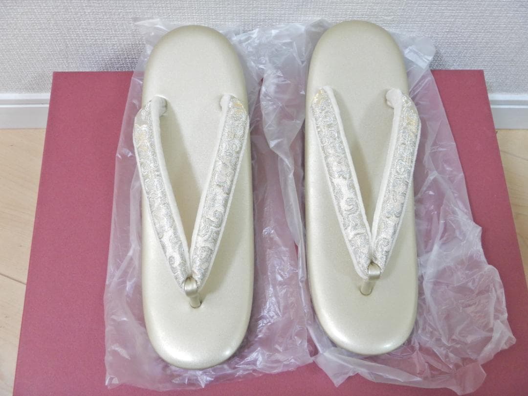 う*ふ様 【未使用】フォーマル 和装 草履 ハンドバッグセット