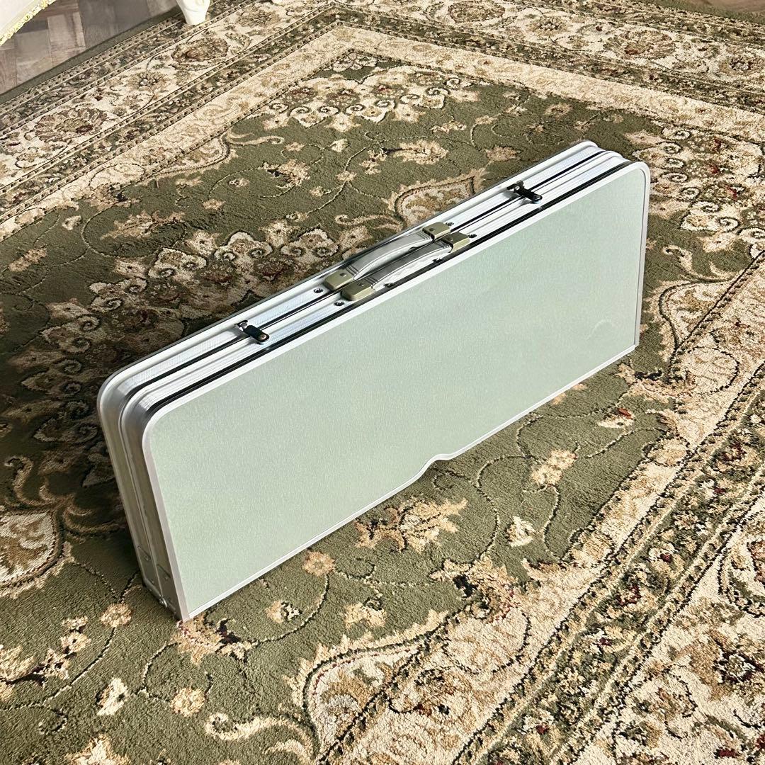 折りたたみ式　アルミ製テーブルチェア一体セット シルバー