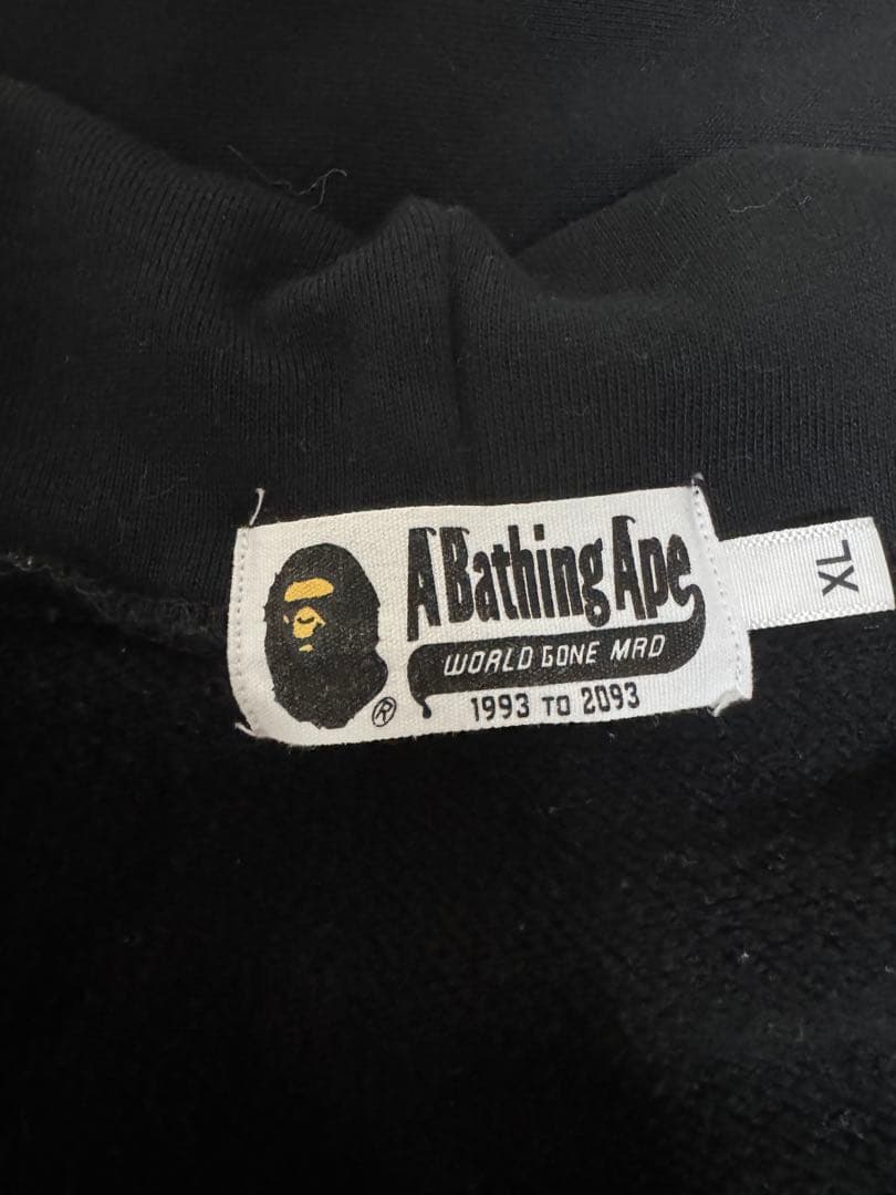 A BATHING APE シャークパーカー 黒