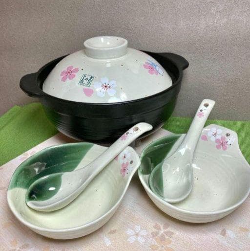 となりのトトロ　 5点セット 陶器製土鍋 土なべ１個 とんすい２個 れんげ2個