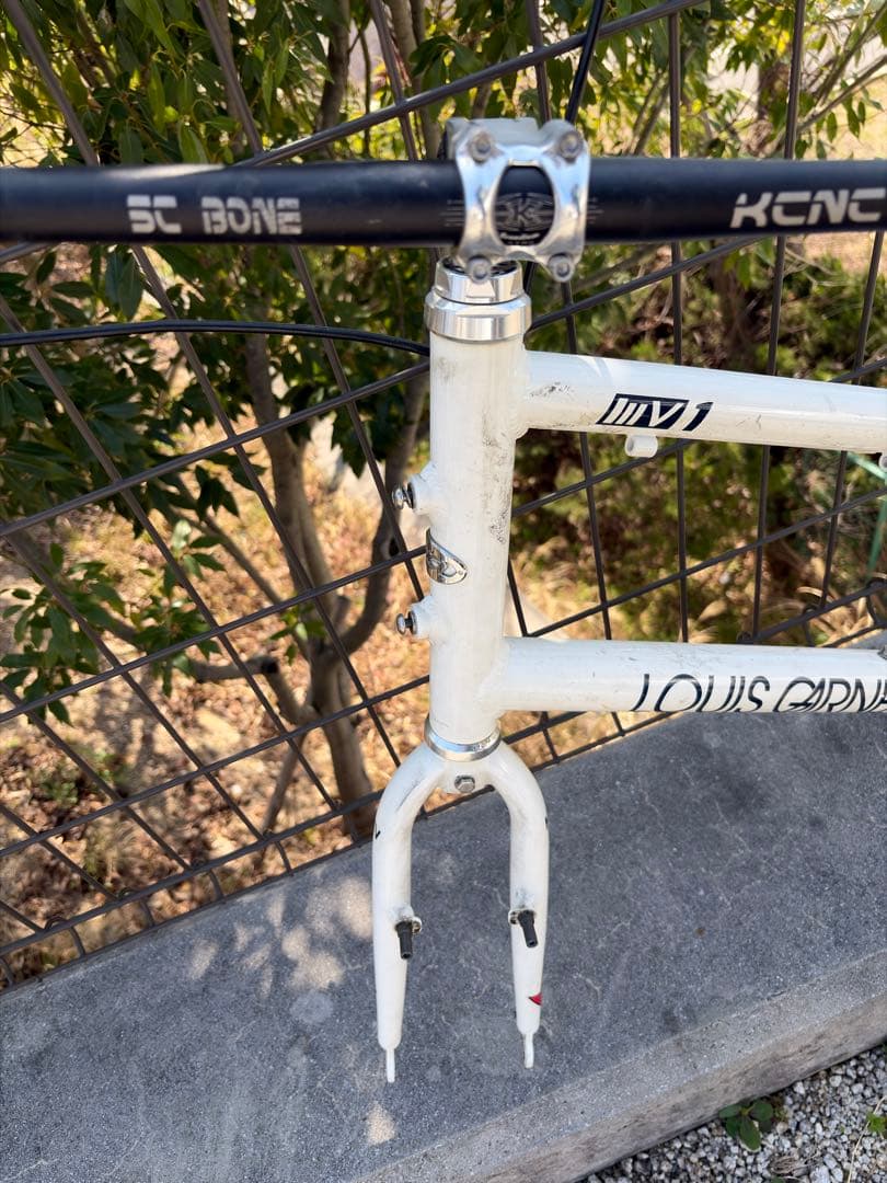 LOUIS GARNEAU MV1 フレーム