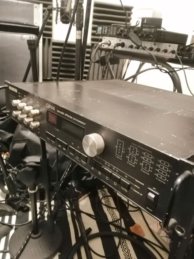 ENSONIQ DP/4 中古　完動品