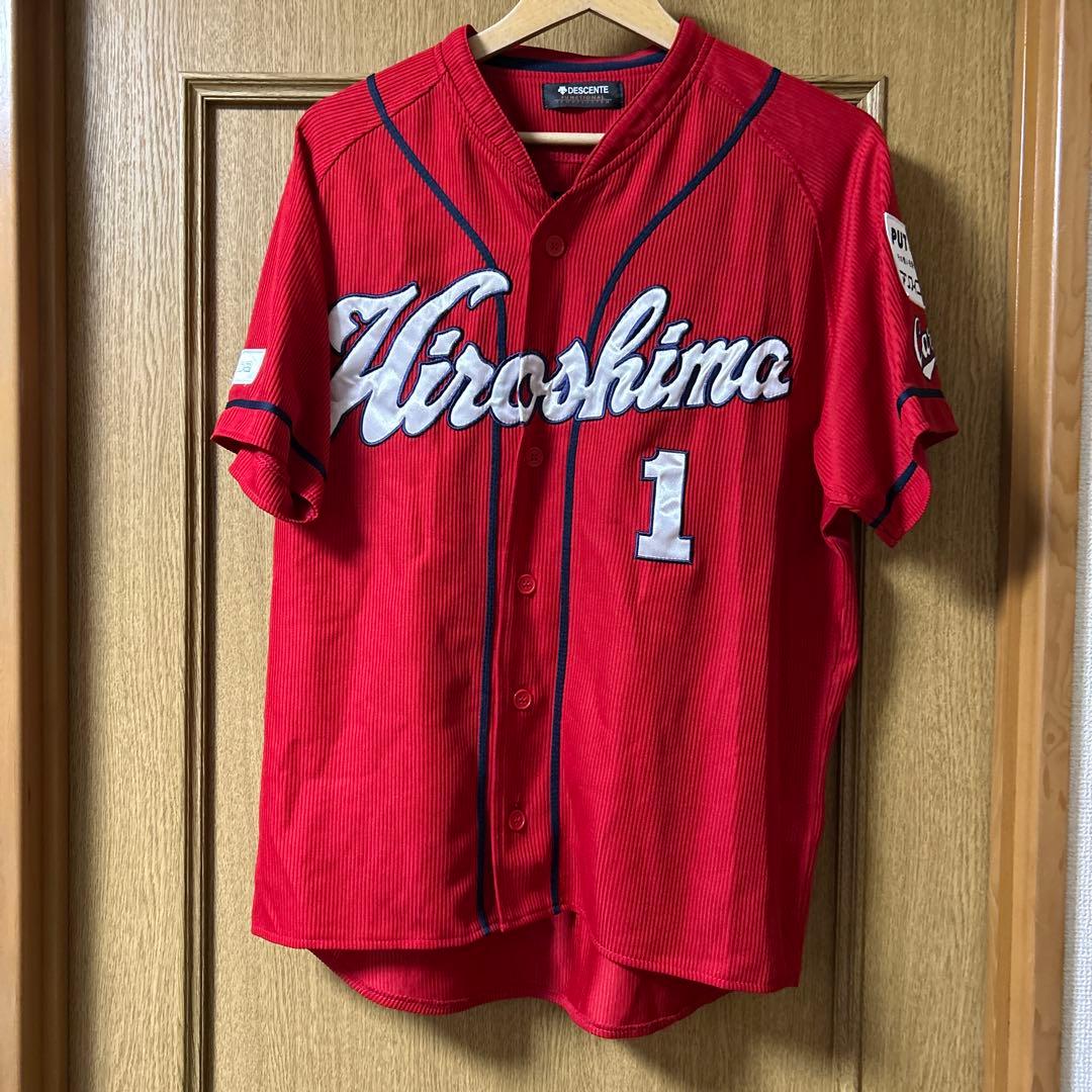 【希少】デサント 広島東洋カープ 鈴木誠也 ハイクオリティ ユニフォーム M