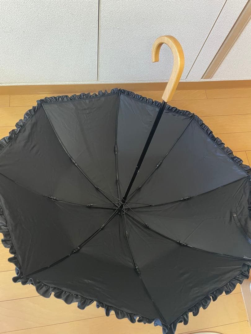 サンバリア100 50㎝フリル付き黒日傘折りたたみ傘✨美品
