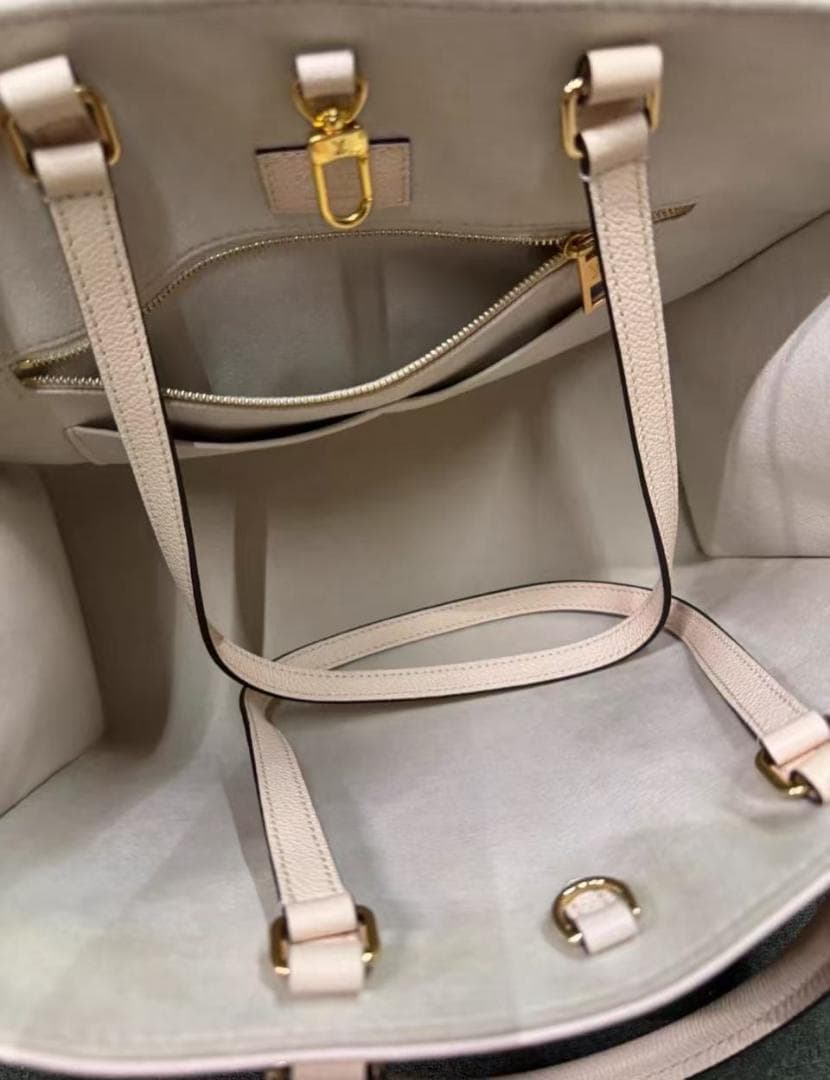 Louis Vuitton ショルダーバッグ
