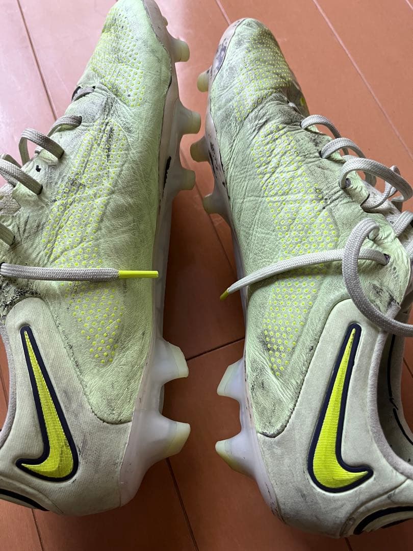 Nike Tiempo FG 26センチ