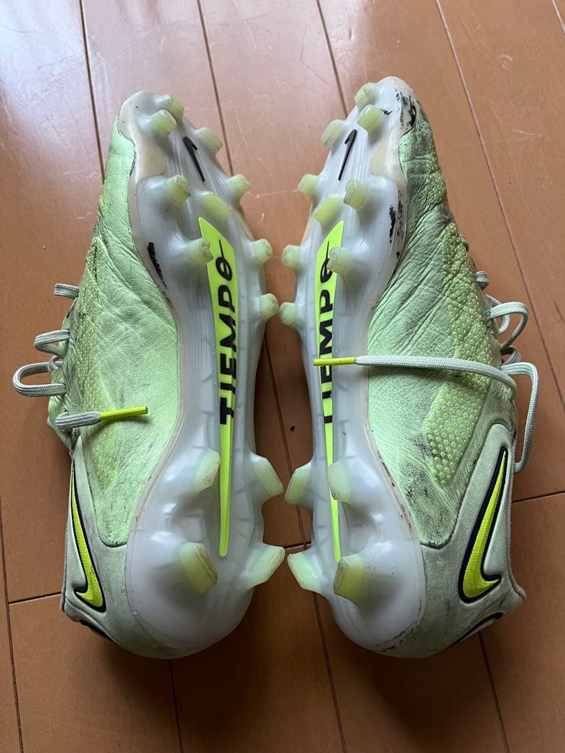 Nike Tiempo FG 26センチ