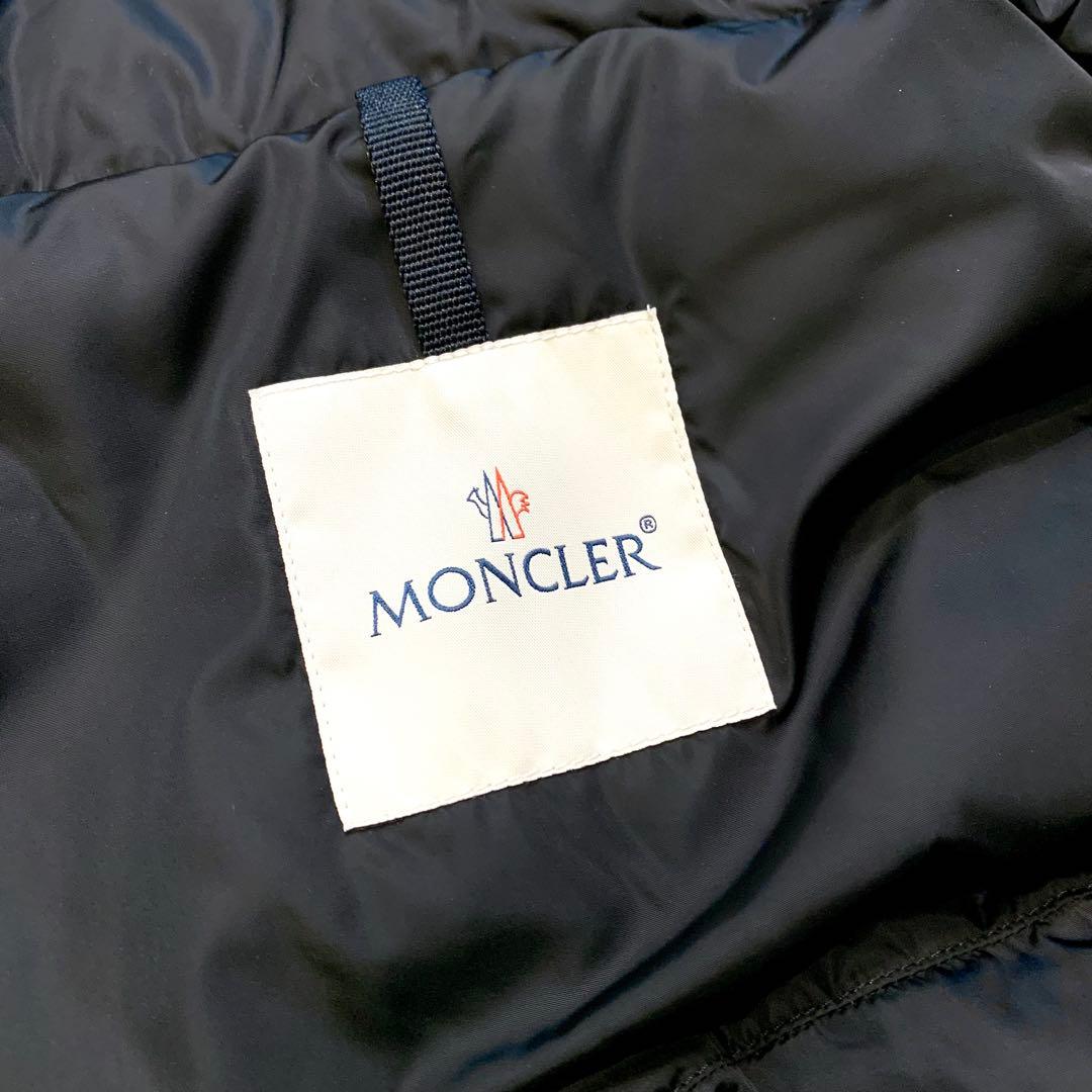 【極美品、正規品】MONCLER CESAR モンクレールダウンベスト サイズ5