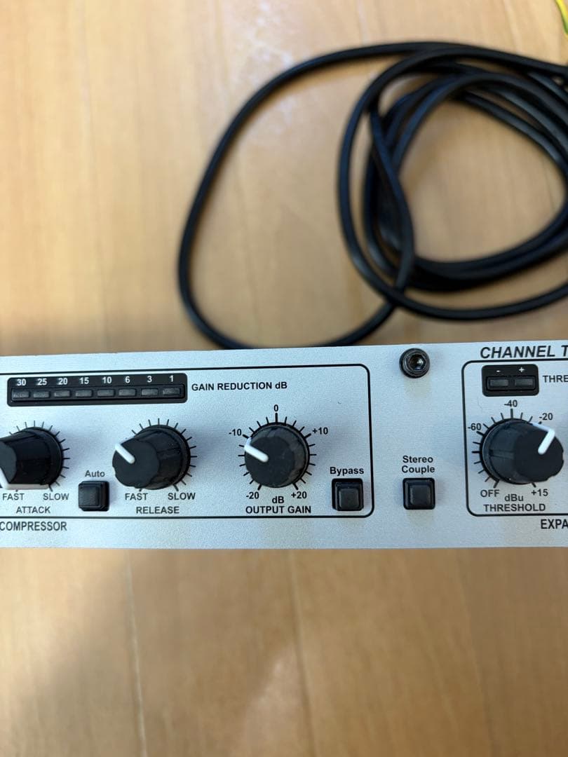 dbx 266xs コンプレッサー/ゲート デュアル