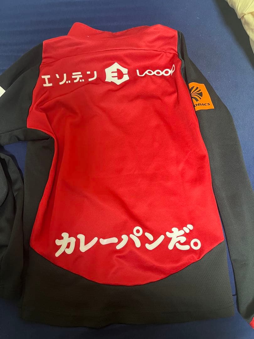 コンサドーレ札幌　トレーニングウェアMサイズ