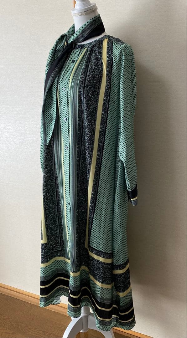 美品 ヒロコビス ロングワンピース