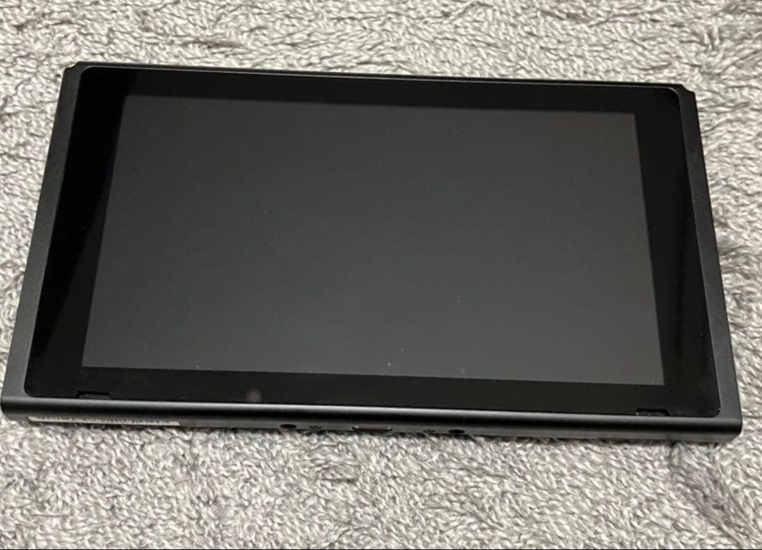 ほぼ新品！Nintendo Switch グレー 付属品全部込、おまけ付き！