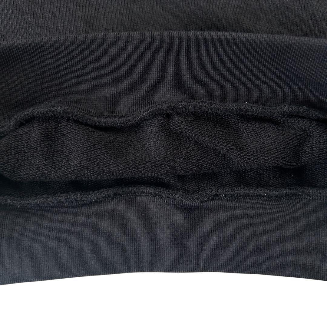 【美品】MONCLER モンクレール　パーカー　ユニセックス　黒　認証タグ有り